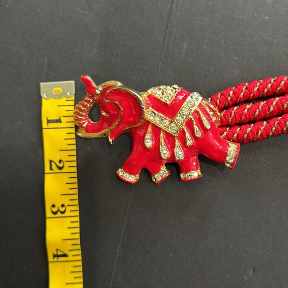🛑🛑SOLD 🌸Vintage Gutos Red Rhinestone Elephant Stretch Belt - Picture 16 of 17